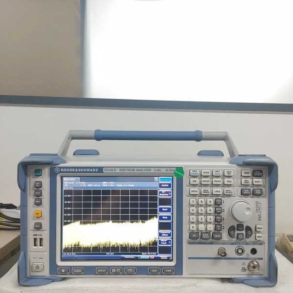 Анализатор спектра Rohde & Schwarz FSV40 (демонстрационный) купить по низкой цене | МАКСПРОФИТ